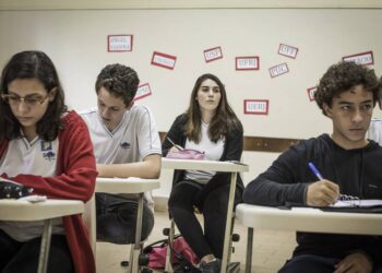 Alunos do 3º ano da rede pública terão inscrição automática no Enem