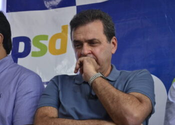 Carlos Eduardo desiste de candidatura ao Senado após decisão do União Brasil