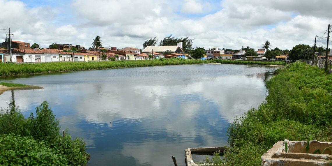 Prefeitura de Natal inicia construção de nova adutora na Lagoa do Jardim Primavera