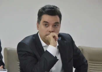 Dívida bilionária do RN e quebra de confiança foram os motivos de Walter Alves não assumir o Governo