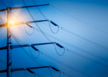 Conta de luz seguirá mais cara em junho e expõe dependência das chuvas no Brasil