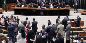 Confira como votaram os deputados do RN na PEC do fim da escala 6×1
