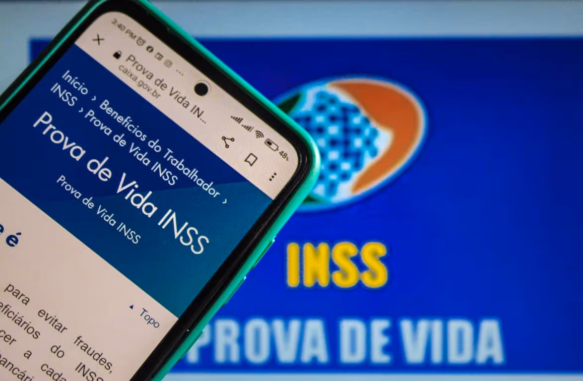 Beneficiários do INSS recebem aviso no WhatsApp sobre prova de vida