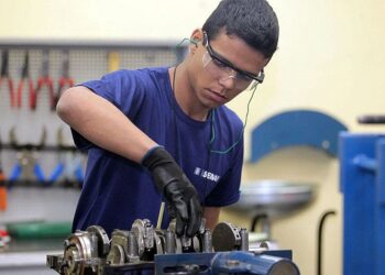 Mossoró recebe 500 vagas gratuitas em cursos técnicos voltados ao mercado industrial