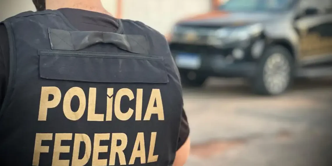 PF faz operação contra acusado de vazar dados sigilosos da investigação sobre Banco Master