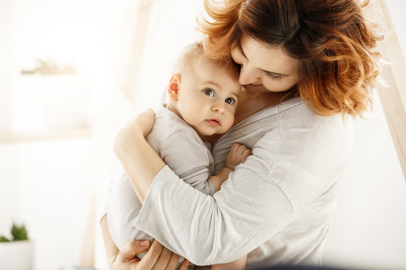 Dia das Mães: Entre carinho e expectativa, maternidade influencia a percepção visual