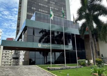 TCE alerta 52 prefeituras no RN sobre servidores com possíveis acúmulos irregulares de cargos
