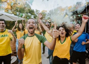 Por que os brasileiros ficam tão emocionados na Copa do Mundo?