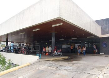 Vergonha: sem alimentos, maior hospital do RN interrompe refeições de acompanhantes