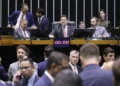 PL e PT lideram assinaturas para CPIs sobre Banco Master no Congresso