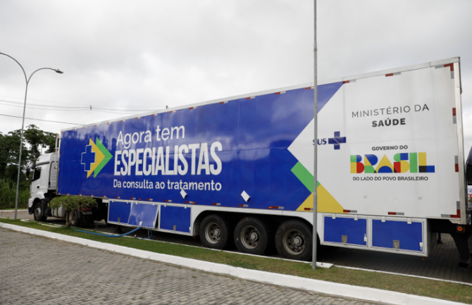 Carreta de oftalmologia amplia acesso a consultas e cirurgias