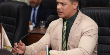 Vereador Cabo Deyvison sofre tantativa de homicídio; cinegrafista é atingido e morre