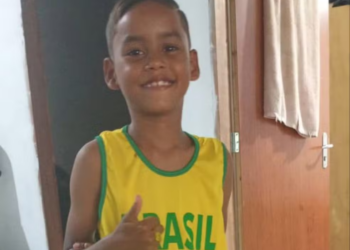 Criança de 8 anos morre após disparo dentro de casa em Natal; polícia investiga arma de calibre restrito na residência