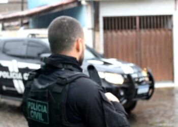 Polícias Civil e Militar prendem homem em flagrante por tráfico de drogas em Pau dos Ferros