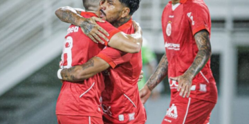 América volta a vencer Fluminense e ratifica passagem à fase três