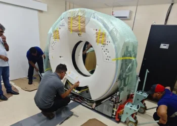 Hospital Walfredo Gurgel recebe novo tomógrafo do Ministério da Saúde