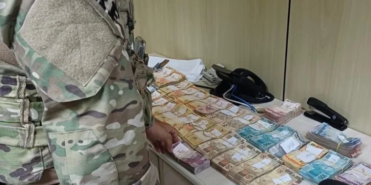 [VÍDEO] Três suspeitos são presos com drogas avaliadas em mais de R$ 1,5 milhão no RN