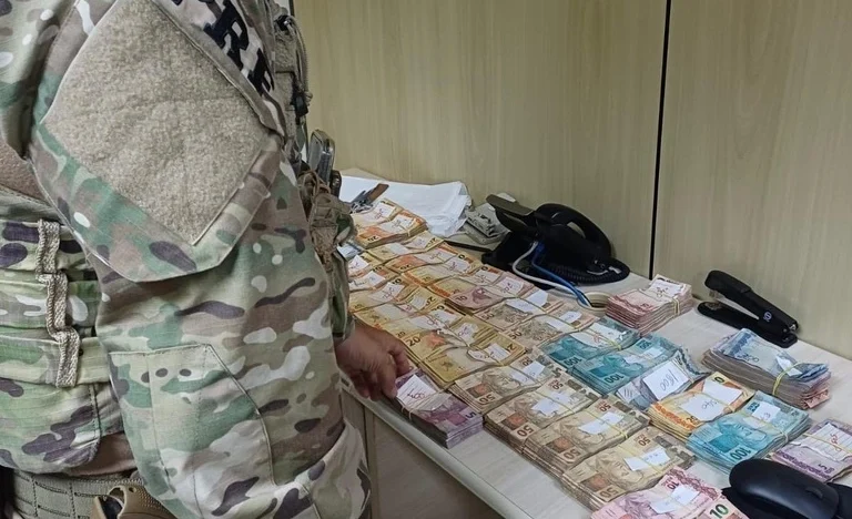 [VÍDEO] Três suspeitos são presos com drogas avaliadas em mais de R$ 1,5 milhão no RN