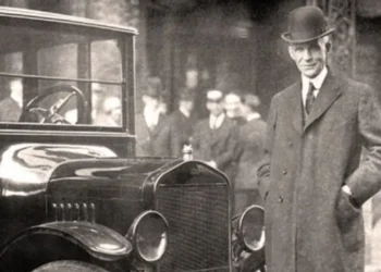 Henry Ford criou a semana 5×2 para aumentar lucros e provou que descanso gera riquezas
