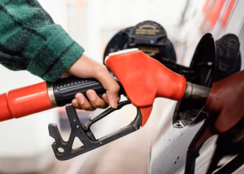 Finalmente: gasolina e diesel ficam mais baratos no RN após segunda redução seguida da refinaria
