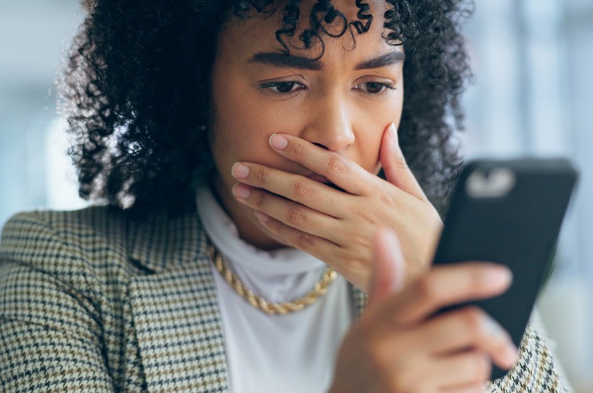 Denúncias de violência digital contra mulheres crescem 188% em um ano no Brasil