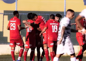 América-RN vence Fluminense-PI em Teresina e encaminha classificação à terceira fase da Série D