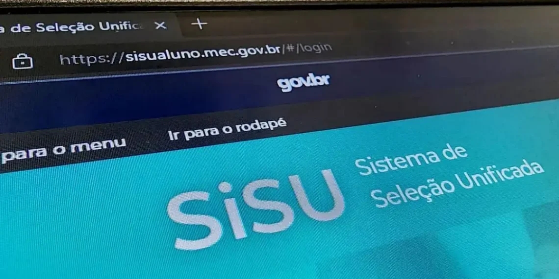 MEC abre consulta ao Sisu+ e tenta atacar um problema antigo das universidades: vagas que ficam vazias