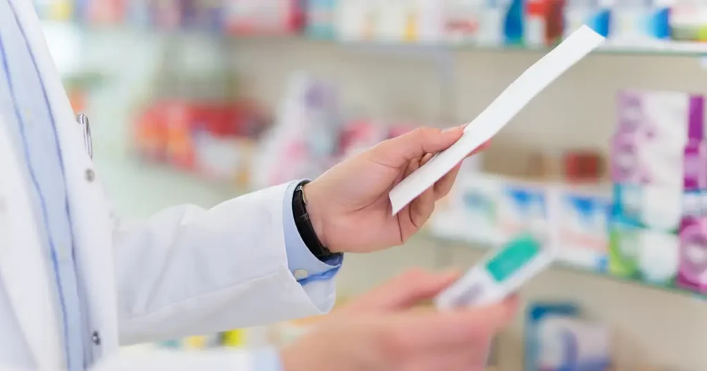 Lei obriga farmácias de Natal a informar sobre medicamentos gratuitos oferecidos pelo SUS