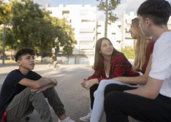 “Ficou gag”? Entenda as principais gírias usadas pelas novas gerações