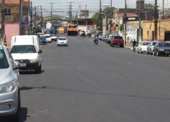Lei obriga nivelamento de bueiros e tampões durante obras em vias de Natal