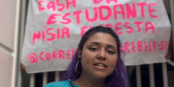 Prédio da Casa da Estudante é ocupado por manifestantes na Cidade Alta. Veja vídeos