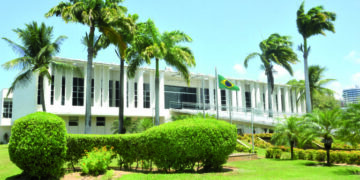 Governo do RN fecha acordo com União e empurra dívida US$ 14,5 milhões para outubro