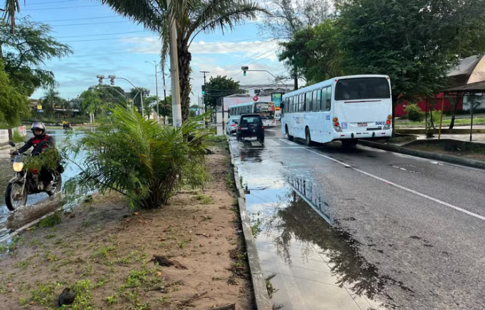 Inmet emite novo alerta de chuvas intensas para Natal e mais 60 cidades do RN; veja lista