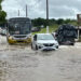 Lagoa de Extremoz volta a transbordar e água invade pista na Grande Natal