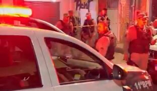VÍDEO: Homens armados invadem estabelecimento e deixam dois mortos e grávida ferida em Natal