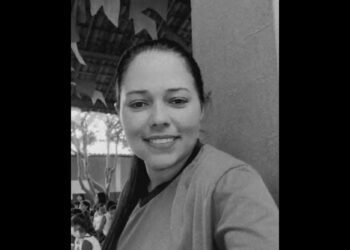 Professora morre em acidente a caminho do trabalho no Oeste do RN