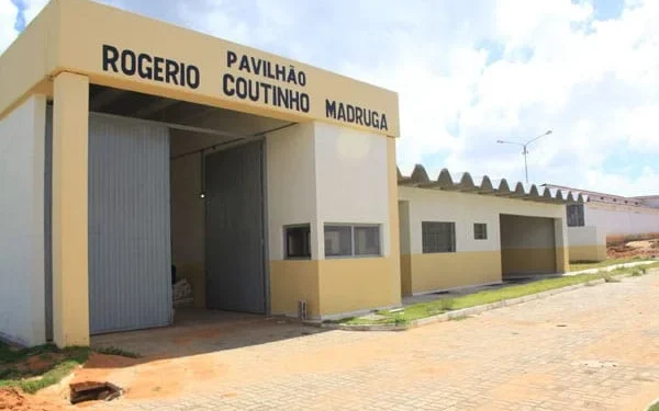 Onze presos fogem da Penitenciária Rogério Coutinho Madruga em Nísia Floresta