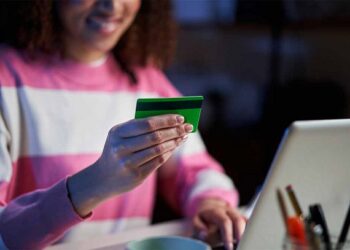 Geração Z e crédito: como os mais jovens estão mudando a relação com dívidas e financiamento