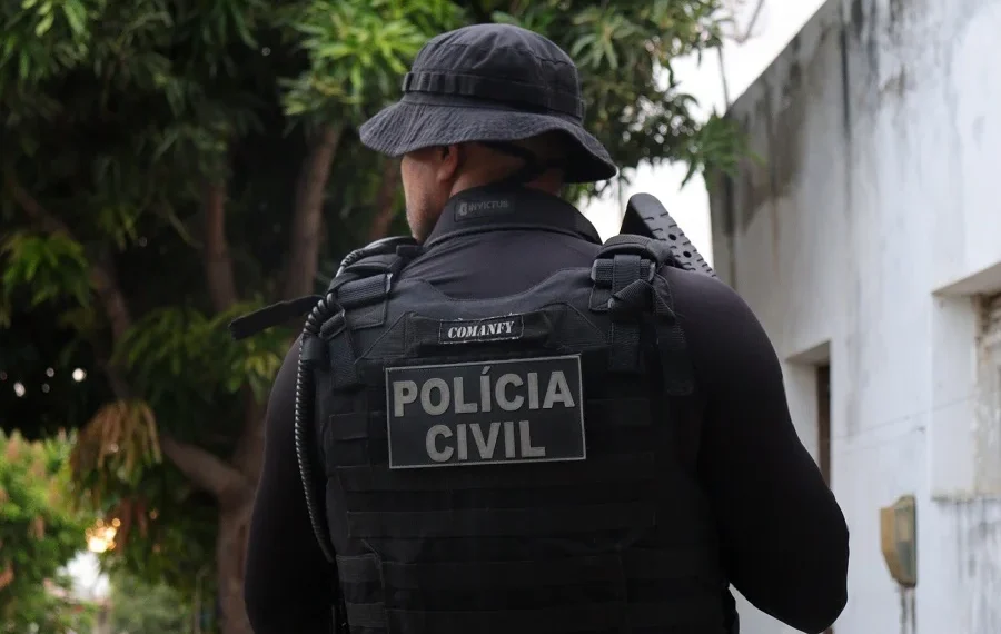 Mulher é presa suspeita de agredir a filha adolescente na Zona Norte de Natal