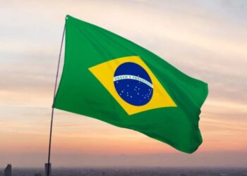 Brasil resiste: tarifaço atinge indústria, mas pouco mexe na balança comercial brasileira
