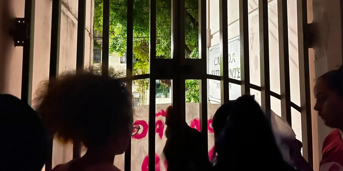 Justiça do RN proíbe eventual retirada de mulheres da Casa da Estudante