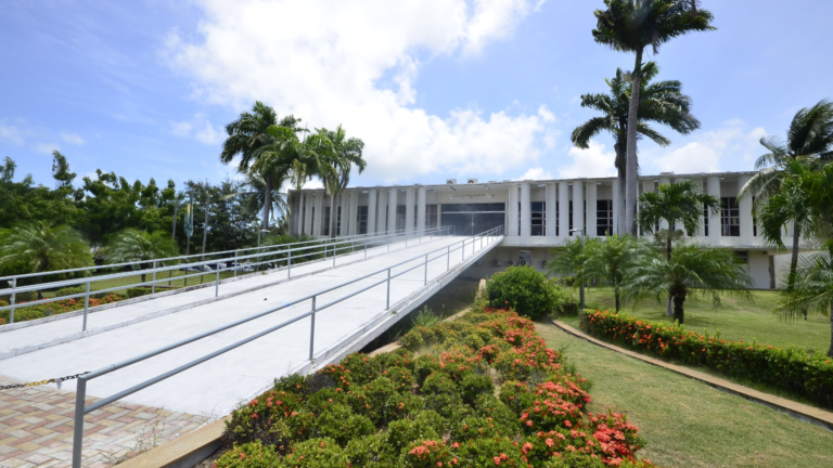 Sindicato denuncia atraso no salário de aposentados e pensionistas do RN