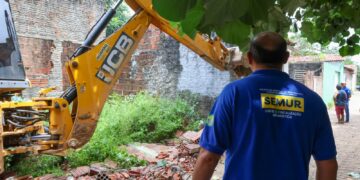 Parnamirim fiscaliza áreas com construções irregulares no Parque das Árvores