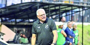 Após acesso, técnico Waguinho Dias agora mira título do ABC da Série D
