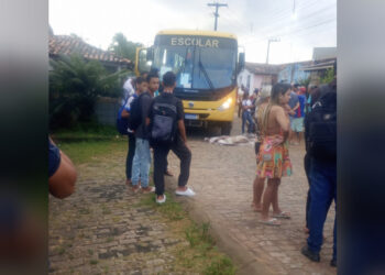 Jovem morre após colisão moto com ônibus em Nísia Floresta