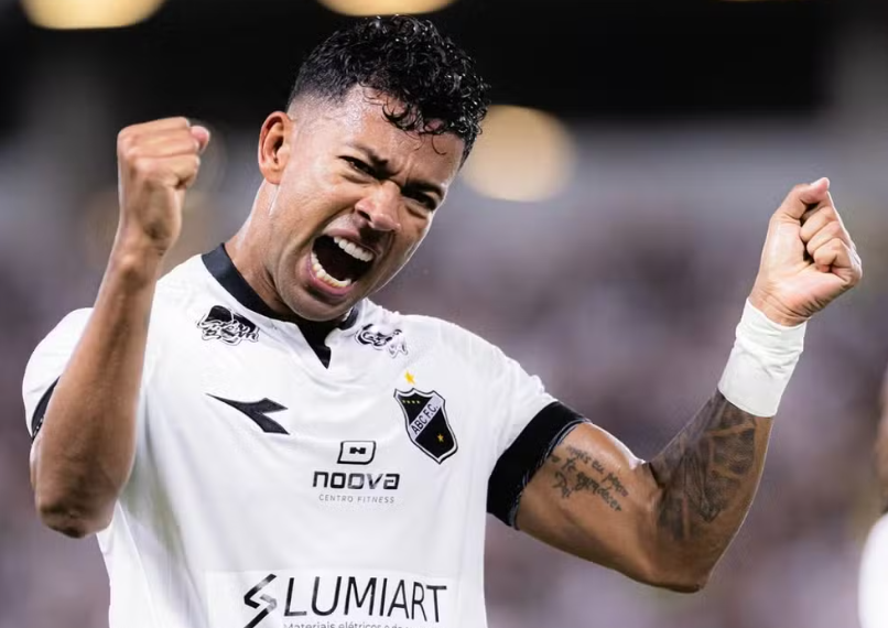 Wallyson ressurge no ABC e faz história com gol do acesso à Série C