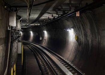 Tensão e mistério vão vagar intensamente o destino d’A Última Estação’