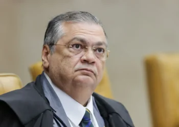 Dino autoriza nova investigação contra Lulinha