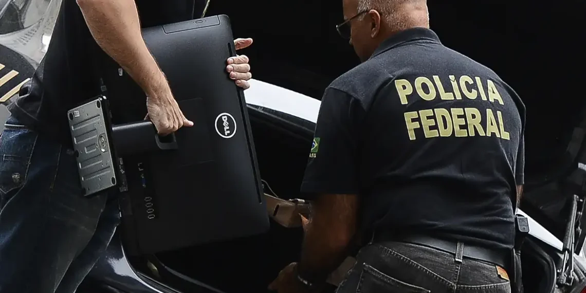 PF investiga senador Weverton Rocha por suspeita de desvios no INSS