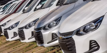 Pessoas com autismo nível 1 e deficiência leve ganham isenção de imposto na compra de carro; veja quem tem direito
